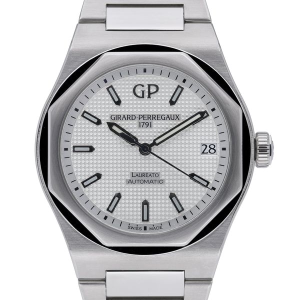 Girard Perregaux Laureato 81000-11-131-11A
